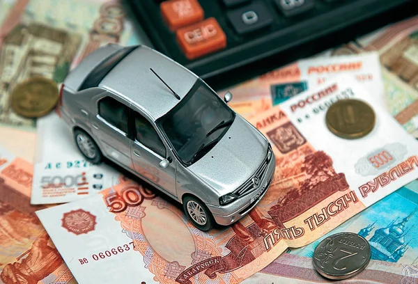 Как рассчитать налог на машину в Московской области для пенсионеров